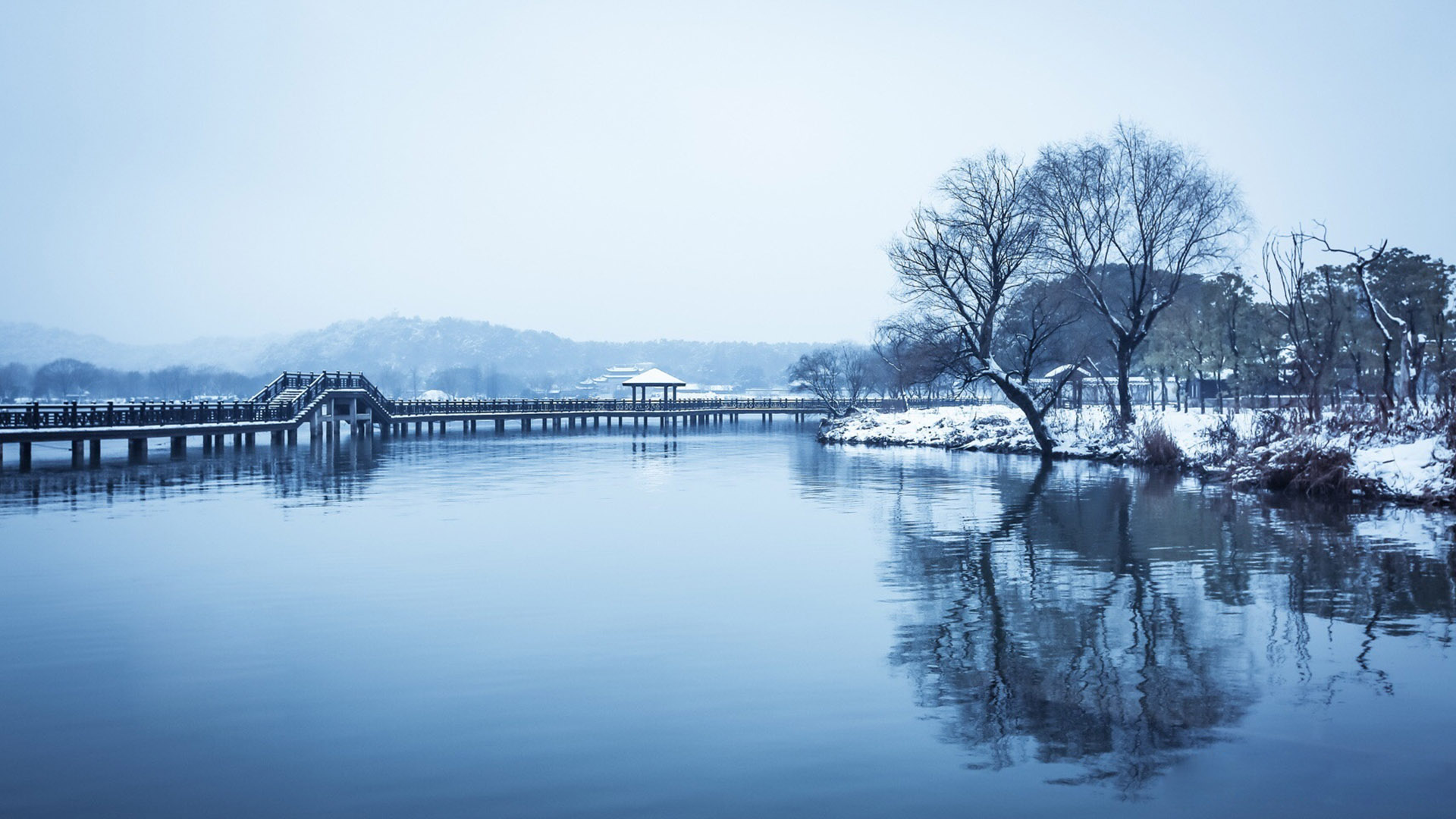 唯美雪后石湖自然风光高清桌面壁纸高清大图预览1920x1080_风景壁纸下载